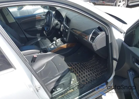 2014 Audi Q5 2.0T Premium from USA, damaged, VIN WA1LFAFP2EA064588